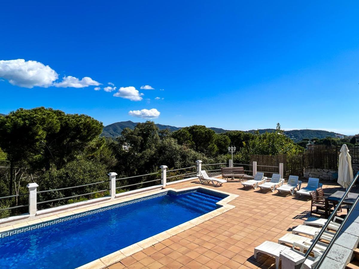 Vivalidays Casa Ricardo Villa Sant Cebria de Vallalta Bagian luar foto